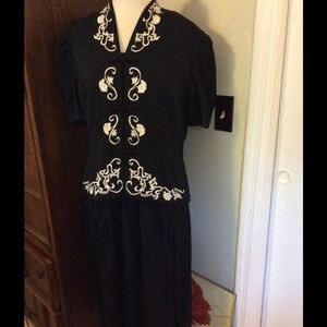 LAST CHANCE Karin Stevens black white dress sz 14