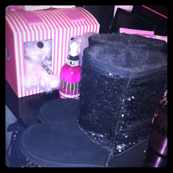 Sequin snooki boot / ugg