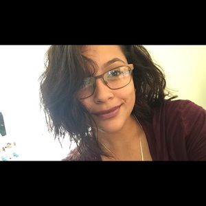 Meet your Posher, Andrea