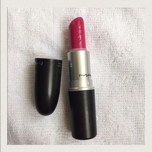 Mac LE lipstick Quick Sizzle