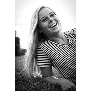 Meet your Posher, Emilee