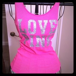 VS Pink tank