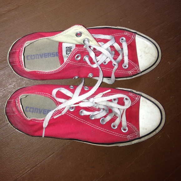 Red converse