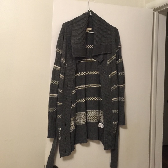 Wrap sweater