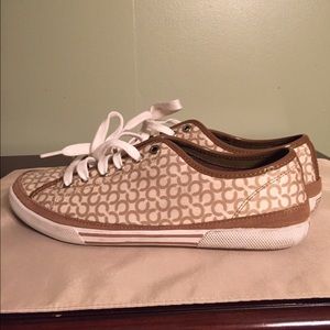 Coach gym shoes