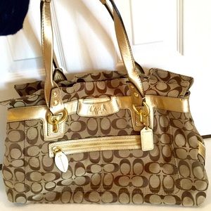 Authentic coach hand bag