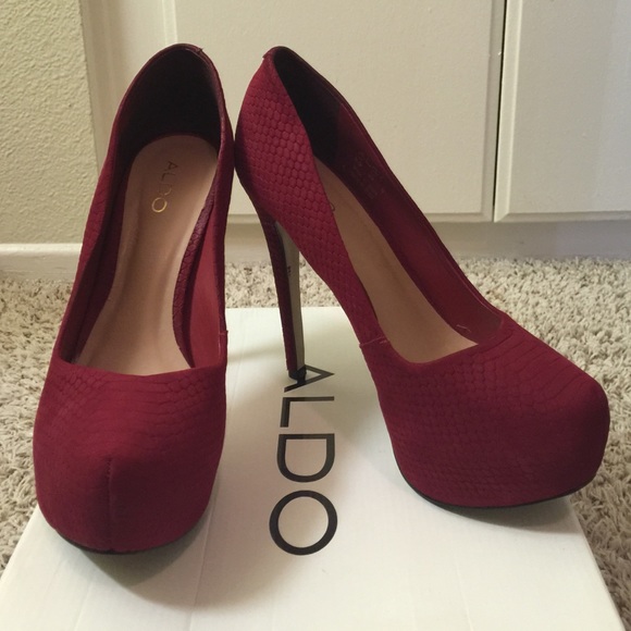 Red Leather Aldo Pump