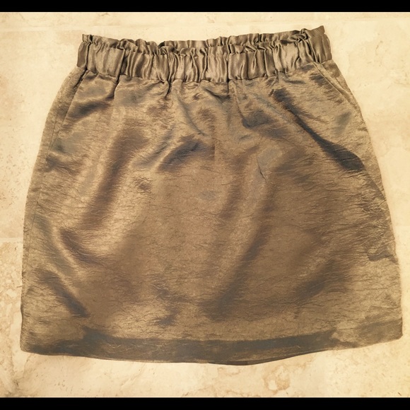 Banana Republic gold skirt.