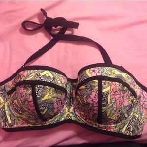 36DDD swim top