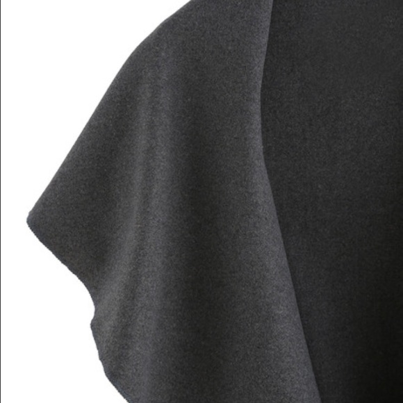 Vest - Picture 3 of 4