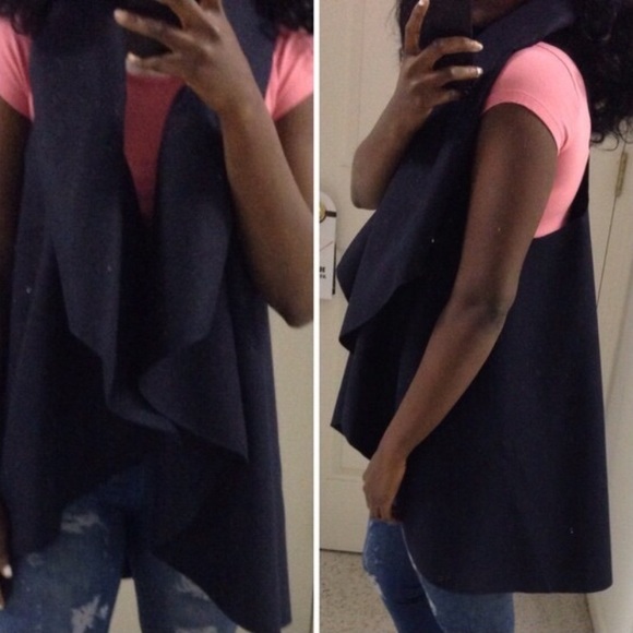 Vest - Picture 4 of 4