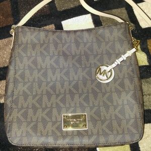 MK Jet Set Messenger