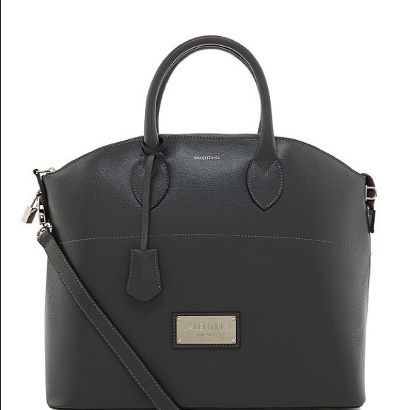 Meet your Posher, Yana