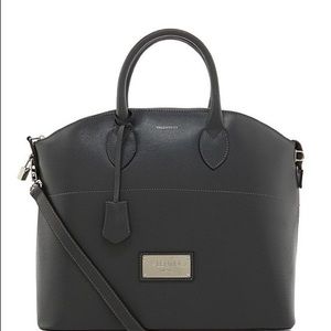 Meet your Posher, Yana