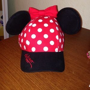 DisneyLand Minnie Mouse Hat