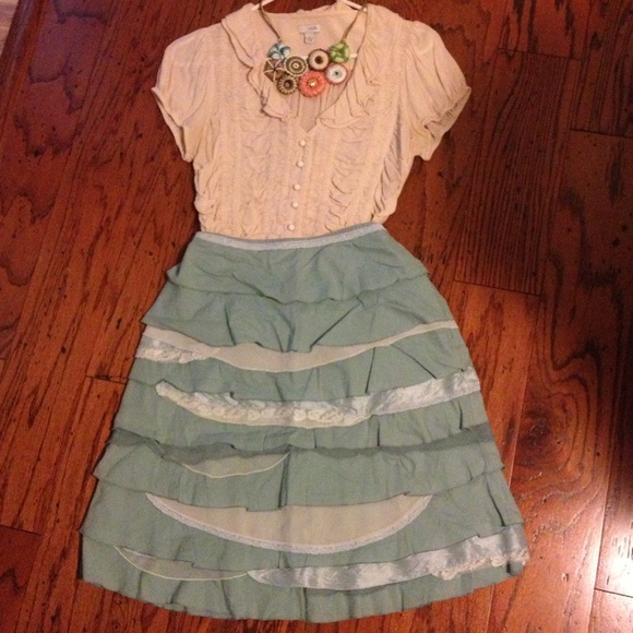 Anthropologie Mueso Skirt rare Odille 6-8