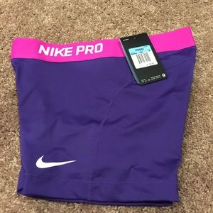 Nike PRO 3" compression shorts NWT MEDIUM
