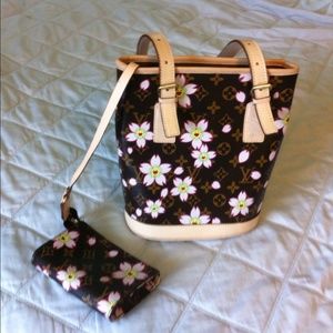 Louis Vuitton bucket