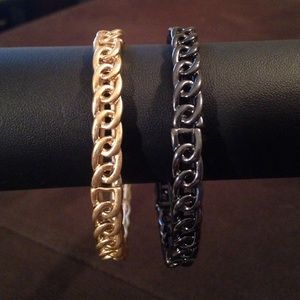 Set of two stretch bangle bracelets