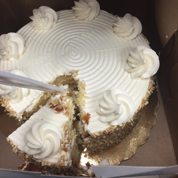 Meet your Posher, Tia