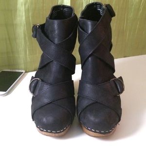 Steve Madden Shoes - Black boots Steve Madden Shoes - Black boots