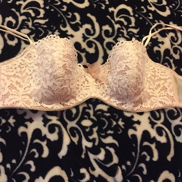Bra - Picture 1 of 1