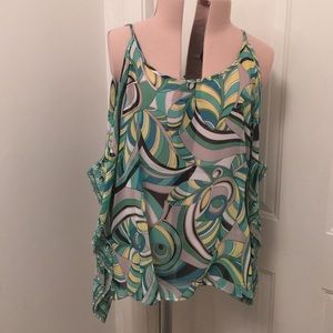 NWOT Jennifer Lopez cold shoulder top