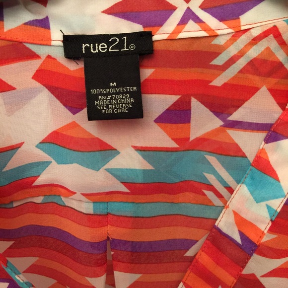 Aztec top - Picture 2 of 3