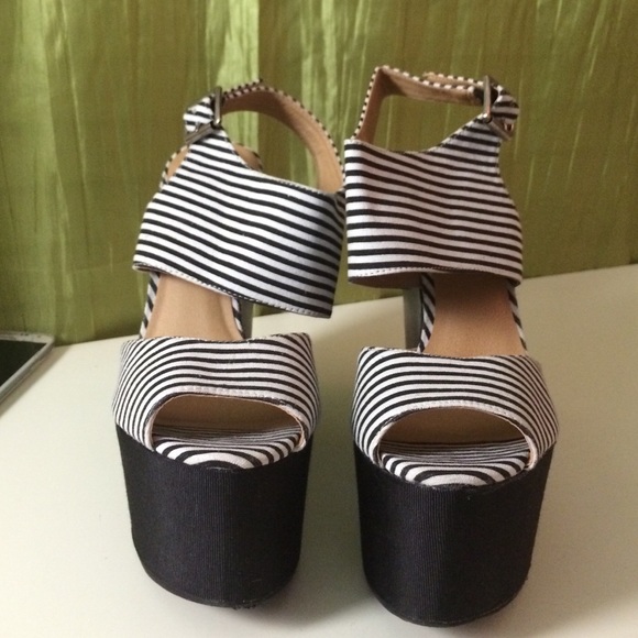Striped wedge heels - Picture 3 of 4