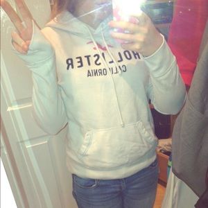 Hollister Sweatshirt