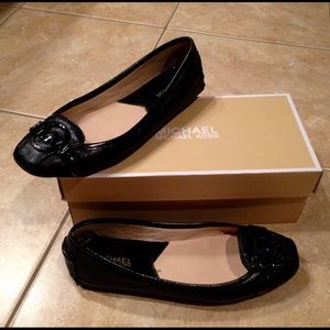 Michael Kors black flats!