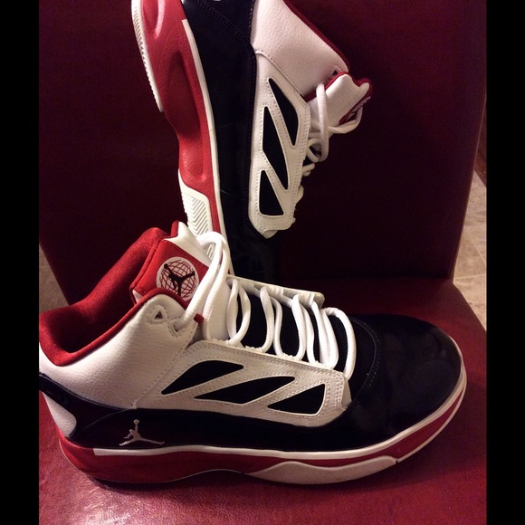 NWOT Nike Jordans -F2F 11 black/white/varsity red
