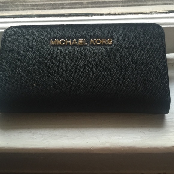 Michael Kors wallet