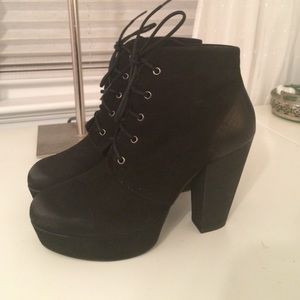 Steve Madden black wedge bootie