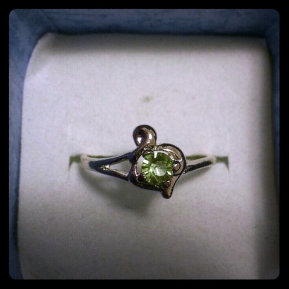 Silver plate music theme green cz ring size 5 NWT