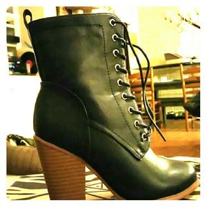 Navy Anna boots