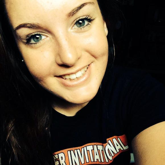 Meet your Posher, Sarah - Picture 1 of 1