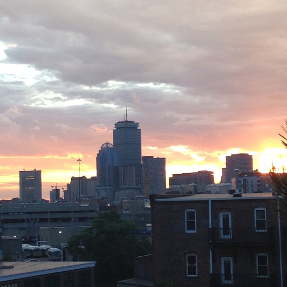 Meet your Posher, Taylor - Picture 4 of 4