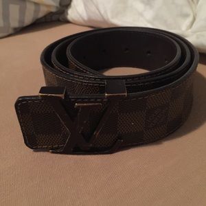 Louis Vuitton damier print belt