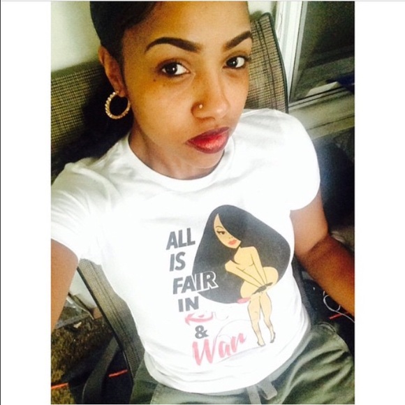 Manic vanity "All is Fair in Love and War" Tee - Picture 2 of 3