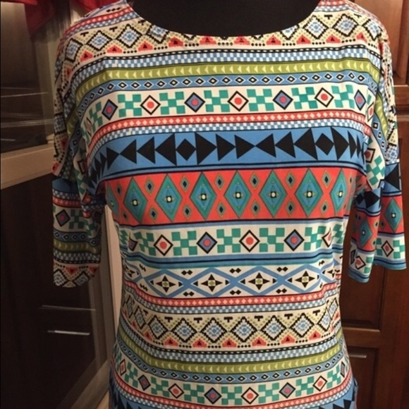 New Aztec dolman sleeve top small