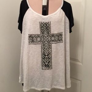 Very cute split tee shirt