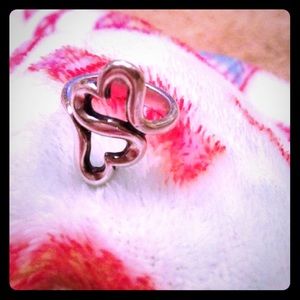 James Avery size 6 Heart to Heart ring