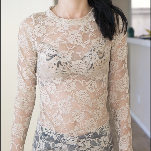 Cream lace long-sleeved blouse