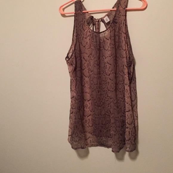 Size XXL, Old Navy, brown and pink chiffon top