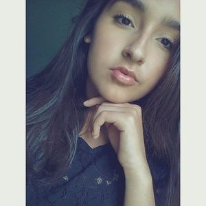 Meet your Posher, Perla