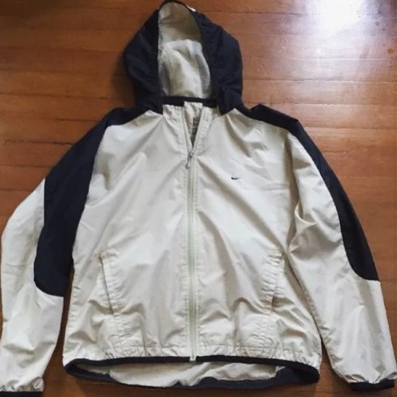 Nike wind breaker