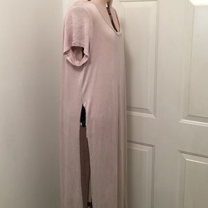 ON HOLD! firstlady1026 Long split tunic top