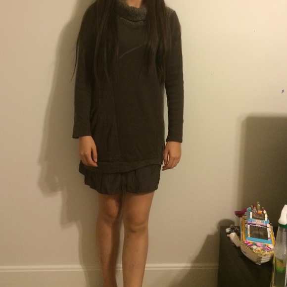 dress - Picture 4 of 4
