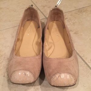 Gianni Bini suede flats